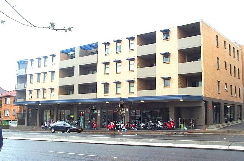 Modern Apartment Picture 1