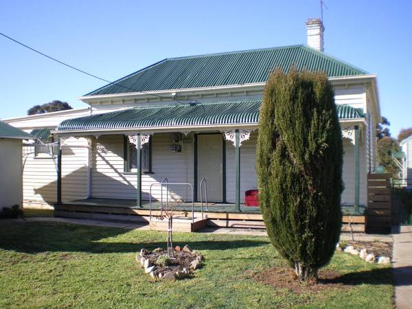 ALL REASONABLE AND GENUINE OFFERS WILL BE CONSIDERED- OWNERS SAY SELL IT Picture 1