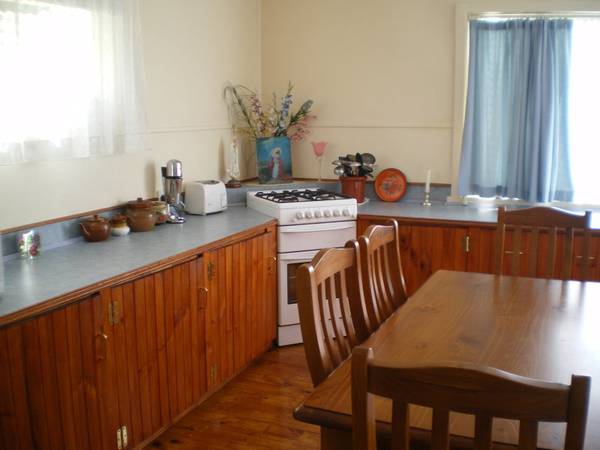 ALL REASONABLE AND GENUINE OFFERS WILL BE CONSIDERED- OWNERS SAY SELL IT Picture 2