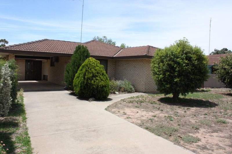 JUST MOVE IN WARRACKNABEAL Picture 3