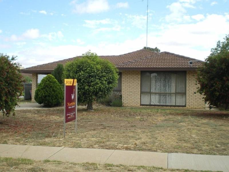 JUST MOVE IN WARRACKNABEAL Picture 1