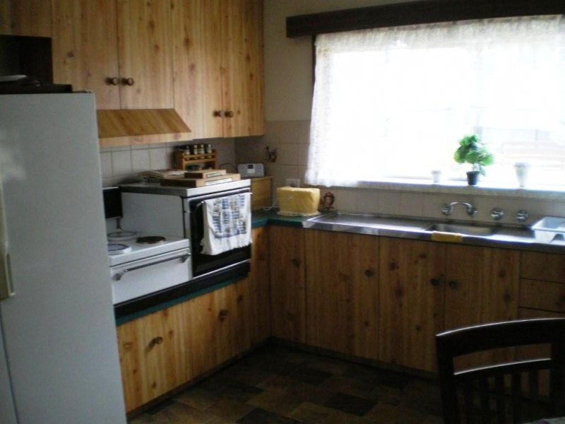 ROOM FOR THE KIDS-WARRACKNABEAL( PRICE REDUCTION!) Picture 2