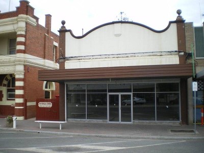 COMMERCIAL-
LEASE AVAILABLE -WARRACKNABEAL Picture