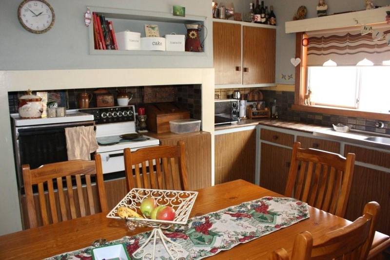 SET YOURSELF UP (PRICE REDUCTION) Picture 2