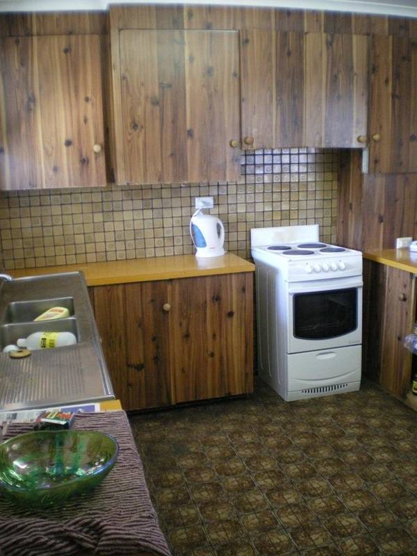 RUSTIC CHARM Picture 2