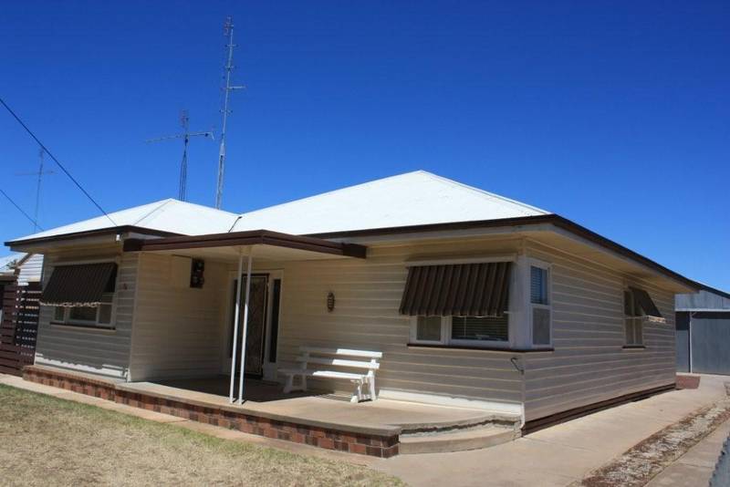 WHAT A WAY TO START OFF Picture 2