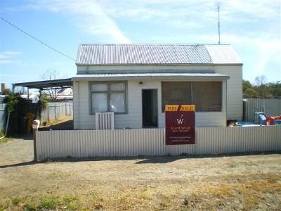 2 TITLES 1
PRICE Picture 2 TITLES 1
PRICE Picture