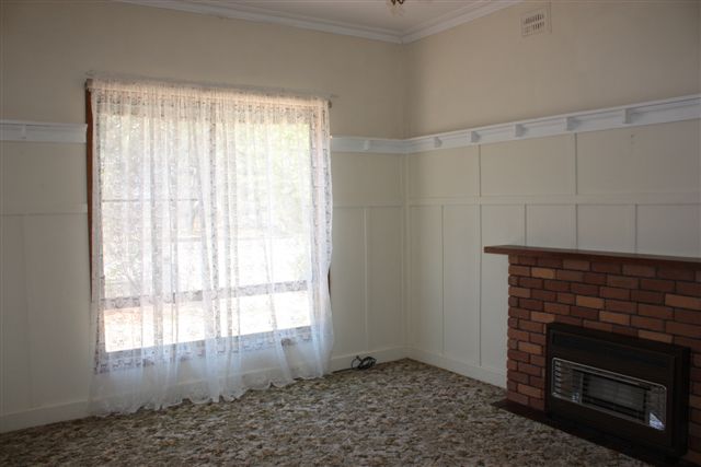 SHHH....IT'S A SECRET. Picture 2