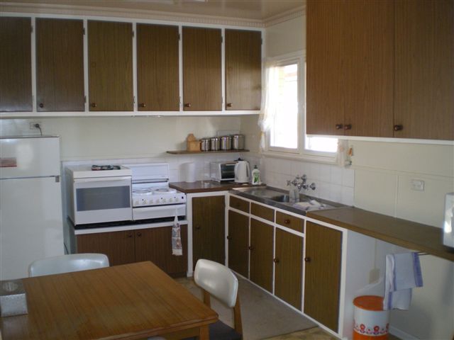 BRICKS ON A BUDGET- GREAT NEW PRICE! Picture 2