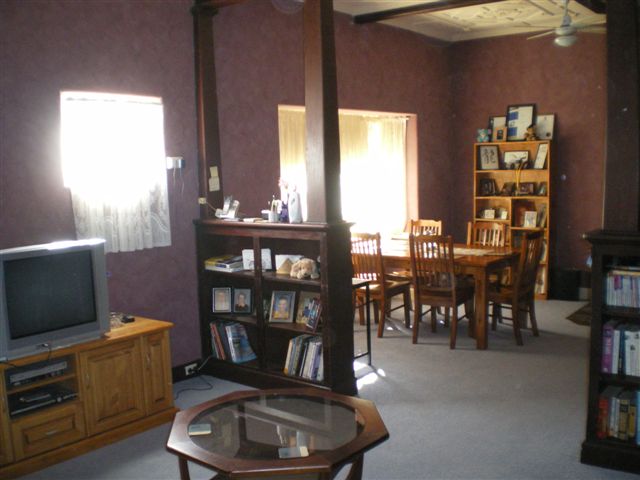 IT'S A CLASSIC Picture 3