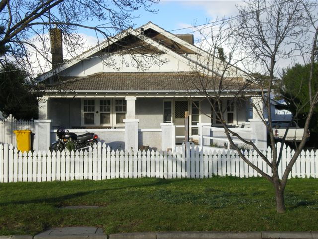 IT'S A CLASSIC Picture 1