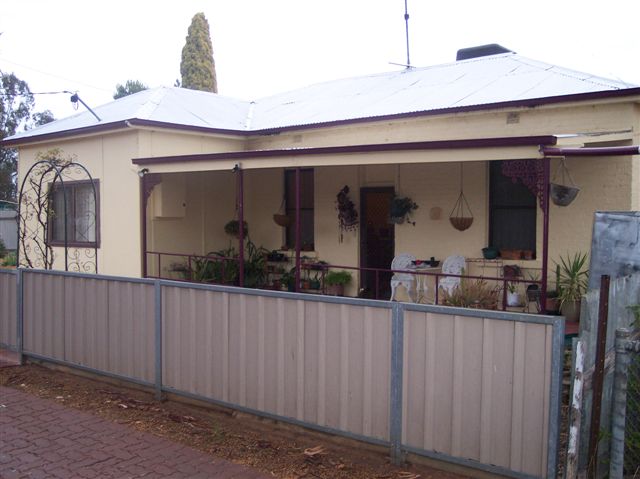 COME AMD ENJOY A TREE CHANGE- PRICE REDUCTION Picture 1