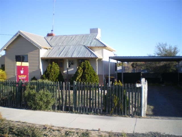 LOOK AT THE RETURN - NEW TENANT- Picture 1