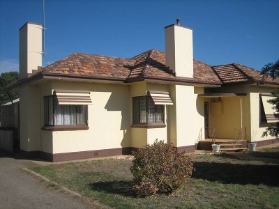 PLENTY OF YARD SPACE WITH THIS ONE. Picture