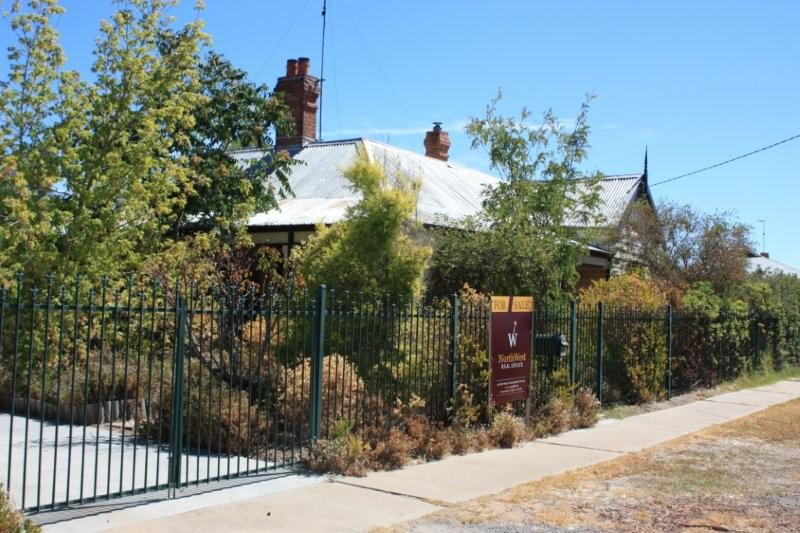 YOUR LITTLE PIECE OF HISTORY Picture 1