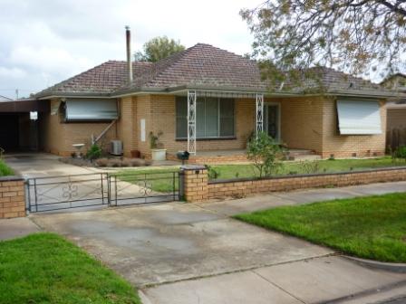 Solid Brick Veneer Home Picture 3