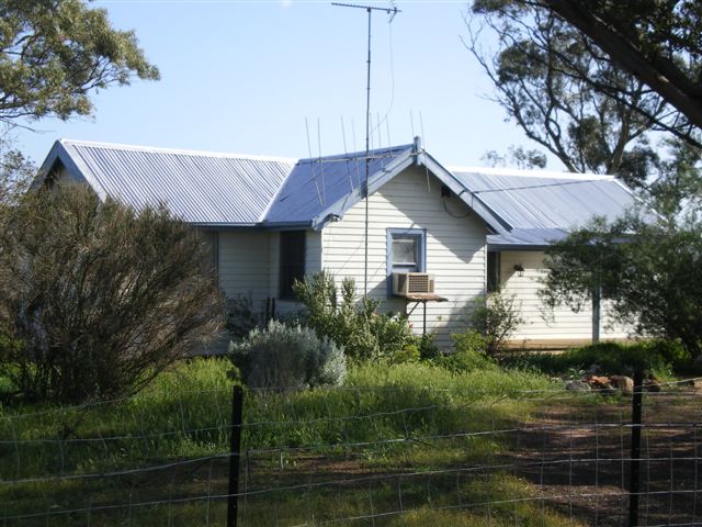 RURAL GETAWAY Picture 1