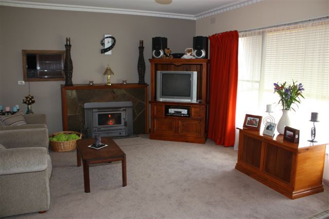 ONE WORD- IMMACULATE Picture 3