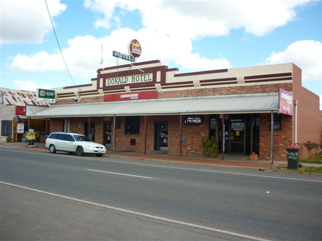 Donald Hotel - Leasehold Picture 3