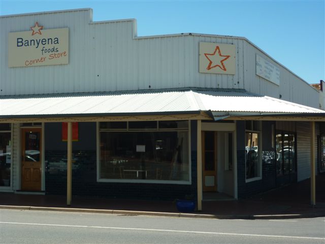 Boutique Cafe Opportunity with a Great Following Picture 1