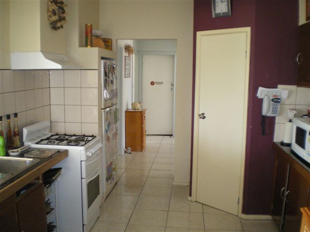 SPACE & LOCATION Picture 2