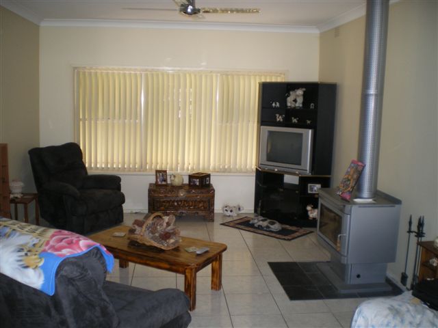 SPACE & LOCATION Picture 3