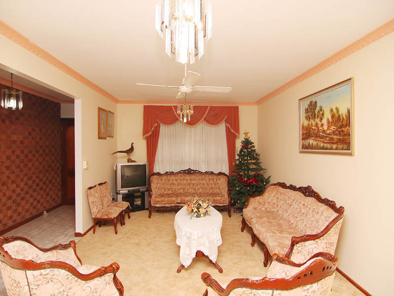 COMFORT, STYLE & SPACE Picture 3