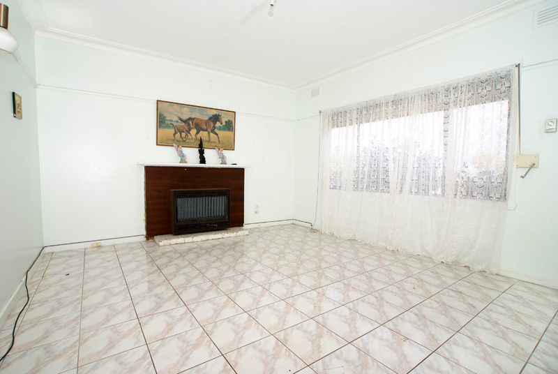 LARGE BLOCK & OUTSTANDING LOCATION Picture 2