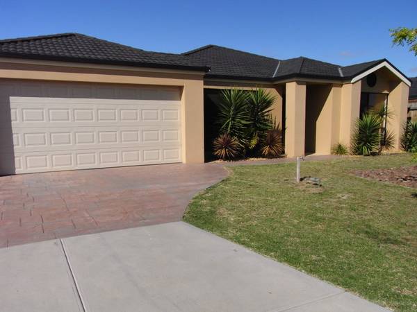 A QUALITY HOME IN A QUALITY AREA Picture A QUALITY HOME IN A QUALITY AREA Picture