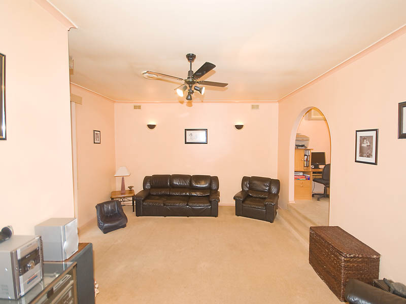 A LOVELY HOME IN A QUIET POCKET Picture