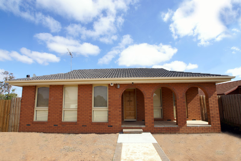 Stunning Renovation! Picture 1