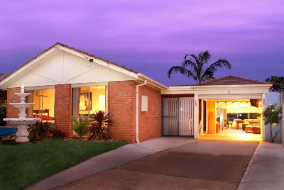 AN ENTERTAINERS OASIS Picture