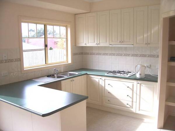 INVESTORS SPECIAL - LEASE BACK Picture 3