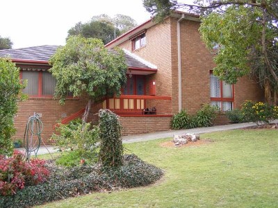 4 DOUBLE BEDROOMS PLUS A STUDY Picture