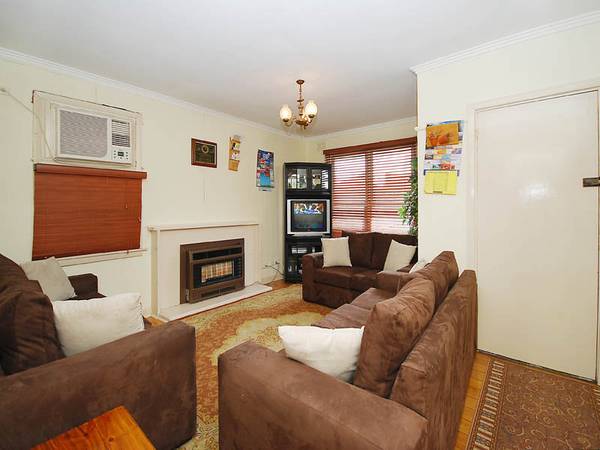 EXCEPTIONAL LOCALE, EXTRAORDINARY POTENTIAL Picture 2