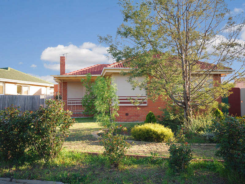 HIDDEN HEAVEN IN BLUE RIBBON LOCATION Picture