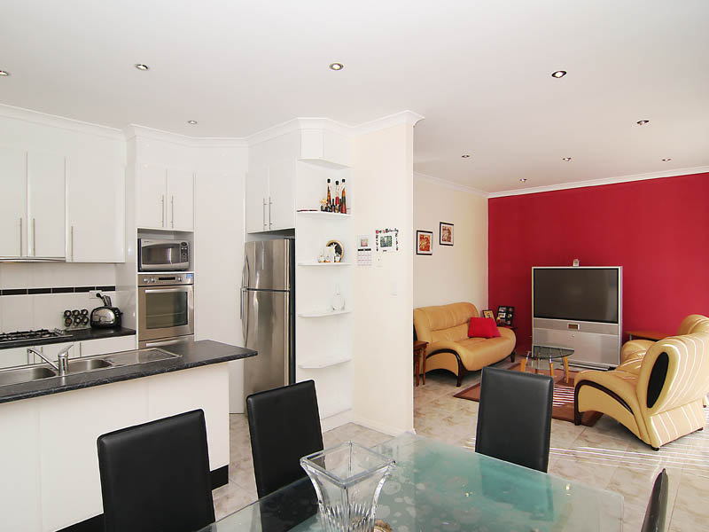 POSITION AND PRESENTATION Picture