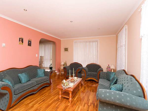 SPACIOUS VILLA WITH ENDLESS OPPORTUNITIES Picture SPACIOUS VILLA WITH ENDLESS OPPORTUNITIES Picture