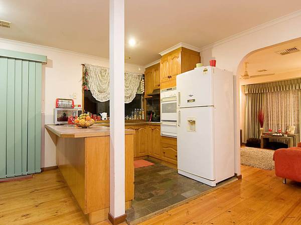 THE ONLY ONE Picture