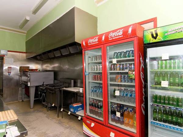 OPPORTUNITY KNOCKS Picture