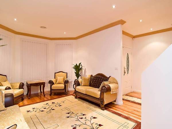 OVER 50 SQUARE HOME WITH CITY VIEW AND LAKE VIEW Picture