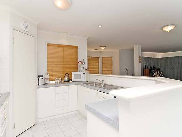 "THE PERFECT LIFESTYLE PACKAGE" Picture 3