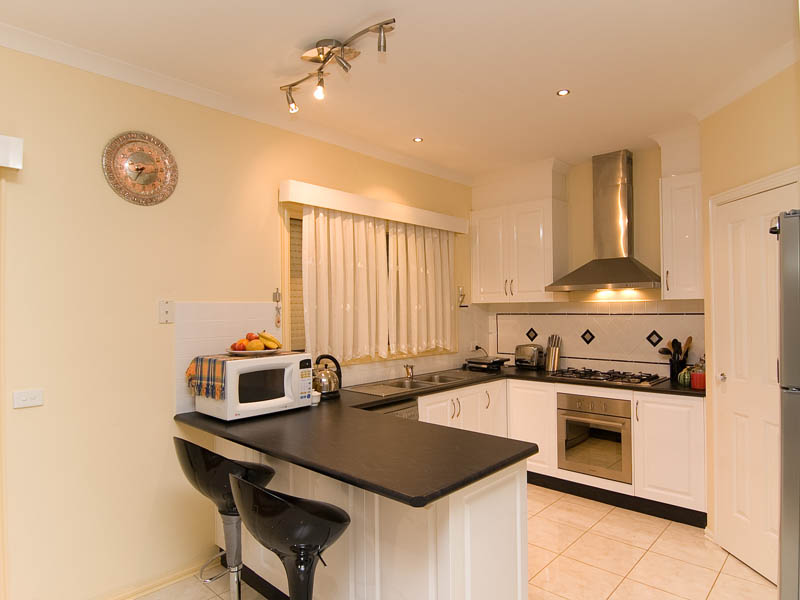 LOOK AT ME Picture 3