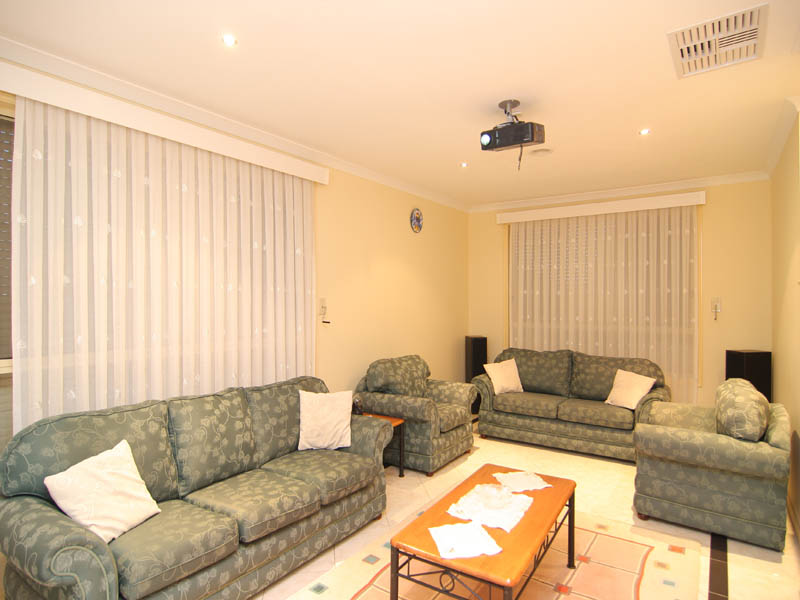 LOOK AT ME Picture 2