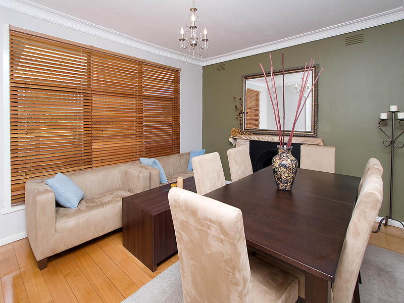 A FAMILY HOME & A MONEY MAKER Picture 3