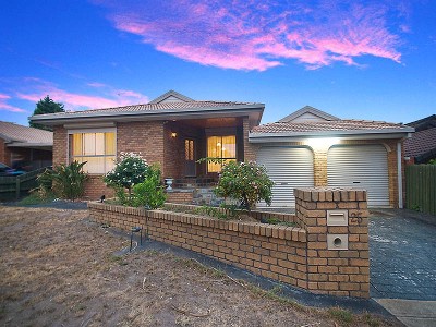 STYLISH.....A LOCAL FAVOURITE
$280,000 Plus Picture STYLISH.....A LOCAL FAVOURITE
$280,000 Plus Picture