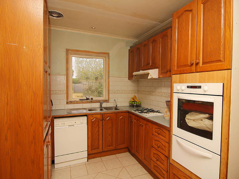 SHHHH.....THIS IS HADFIELD'S BEST KEPT SECRET Picture 3