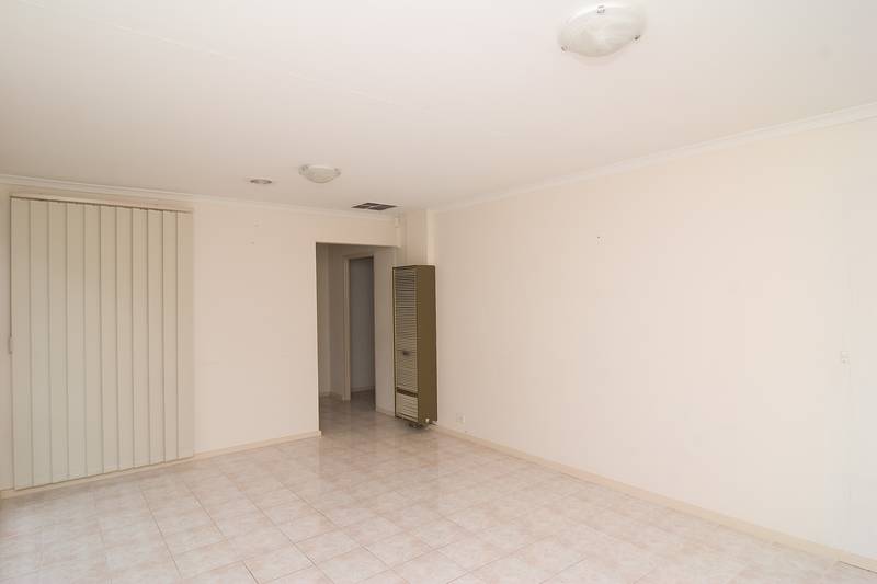 DON'T BE FOOLED, THIS IS IT Picture 3