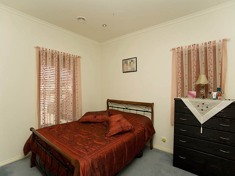 IT'S NOW OR NEVER Picture 2