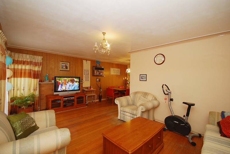 ITS ALL ABOUT LOCATION Picture 3